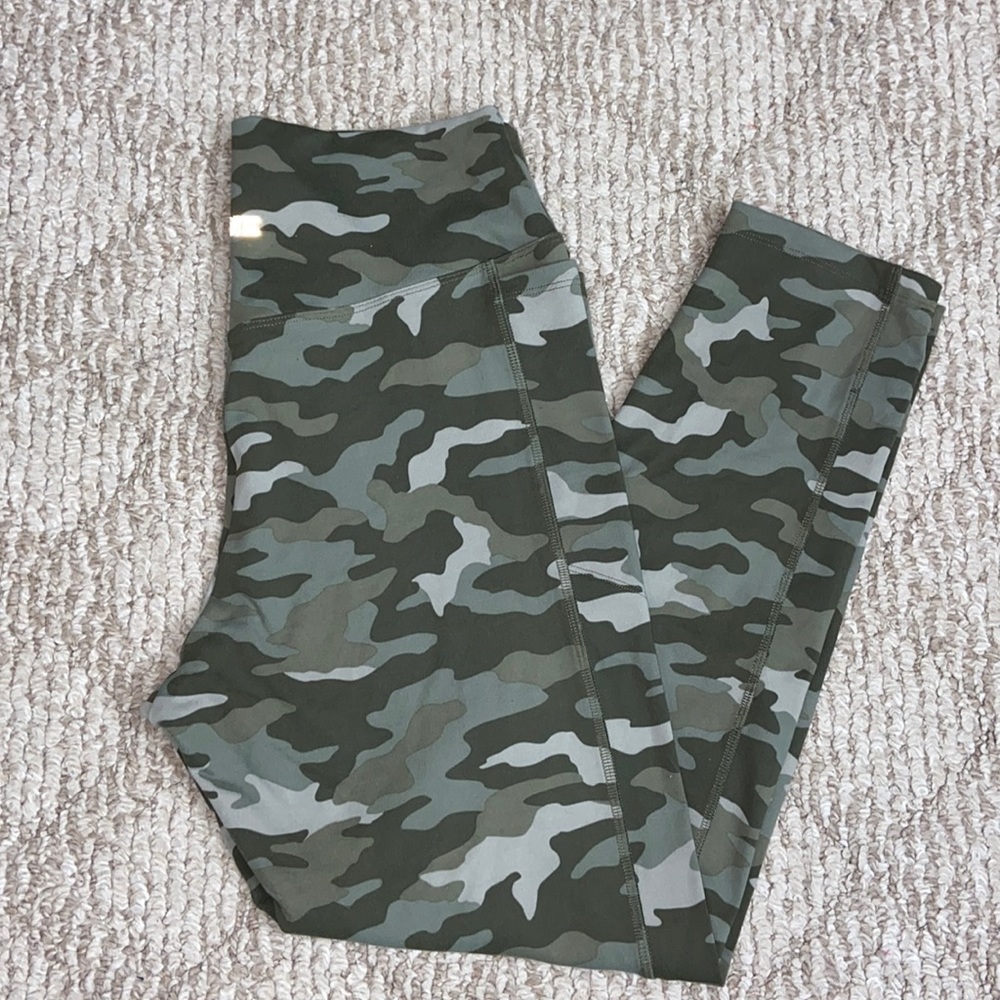 ULTIMATE HIGH WAIST LEGGING